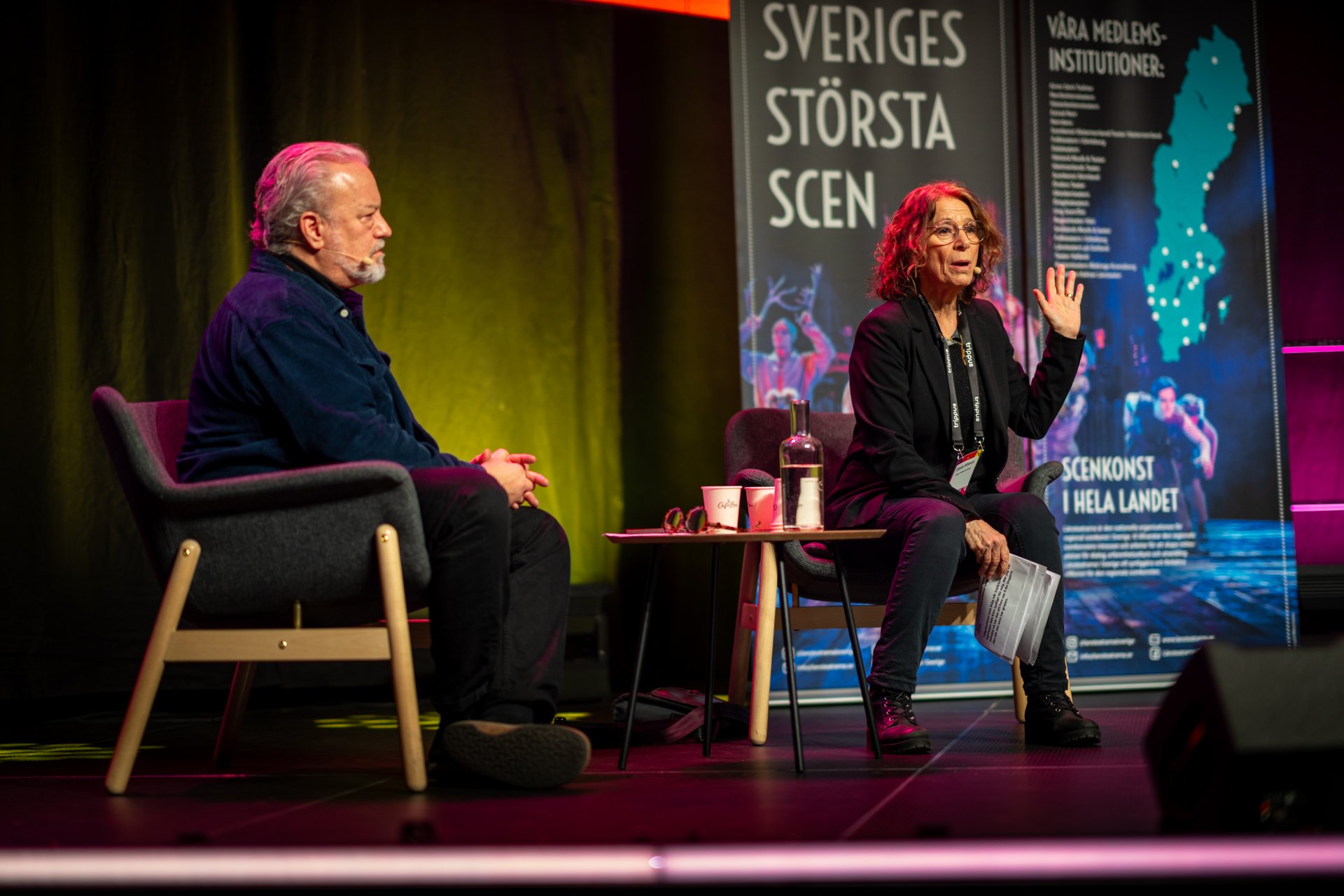 Robert Uitto möter Gisela Nilsson i ett samtal om Hitta Hem-web-Fotograf Per Bille-20250207AAA03471